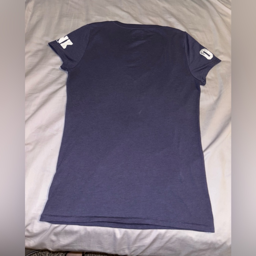 Victoria’s Secret PINK New York Yankees MLB Baseball V-Neck T-Shirt Size Large - Picture 8 of 8
